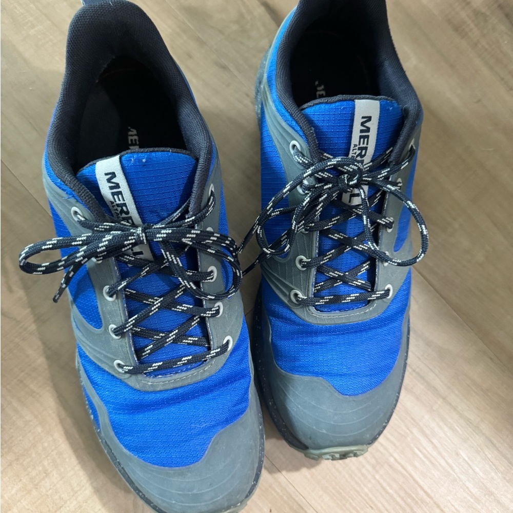 Merrell Men's Royal Blue and Gray Trail Shoes